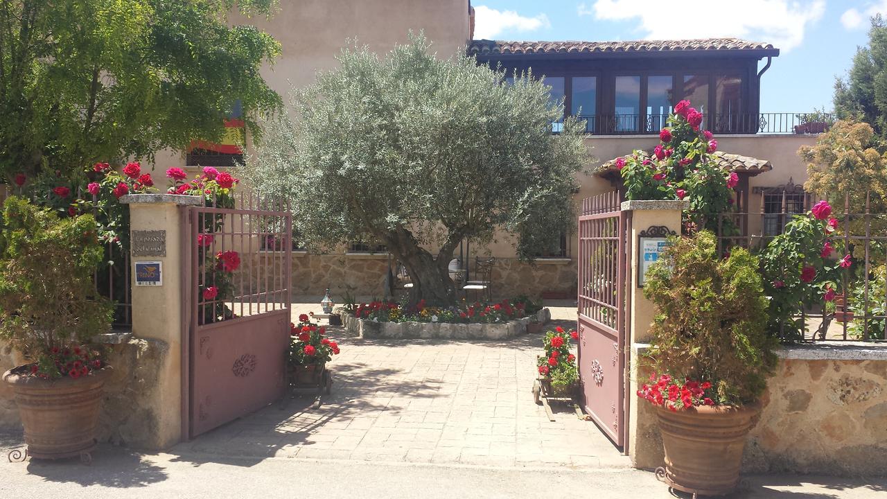 La Posada Del Canal Villanueva de San Mancio Exterior photo